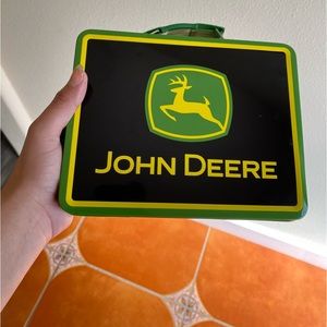 JOHN DEERE METAL LUNCH BOX